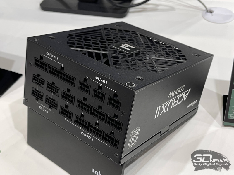 Репортаж со стенда Zalman на Computex 2026: «гоночные» кулеры, корпуса с экранами и блок питания на 3000 Вт