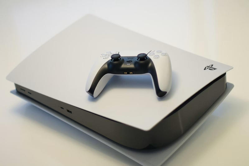 Sony разгневала общественность отказом от игровых дисков для PlayStation, хотя продаются они плохо